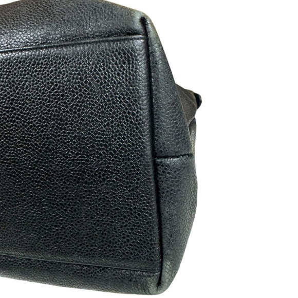 CHANEL Shoulder Bag Caviar Skin Black - Picture 11 of 13